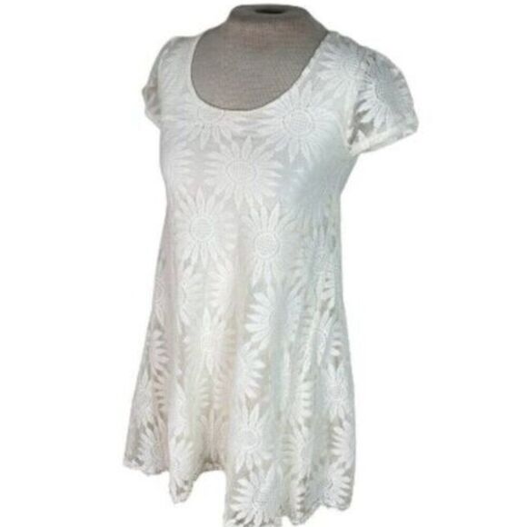 Urban Outfitters Kimchi Blue Lace Mini Dress Tunic Cream Ivory XS - Picture 2 of 6